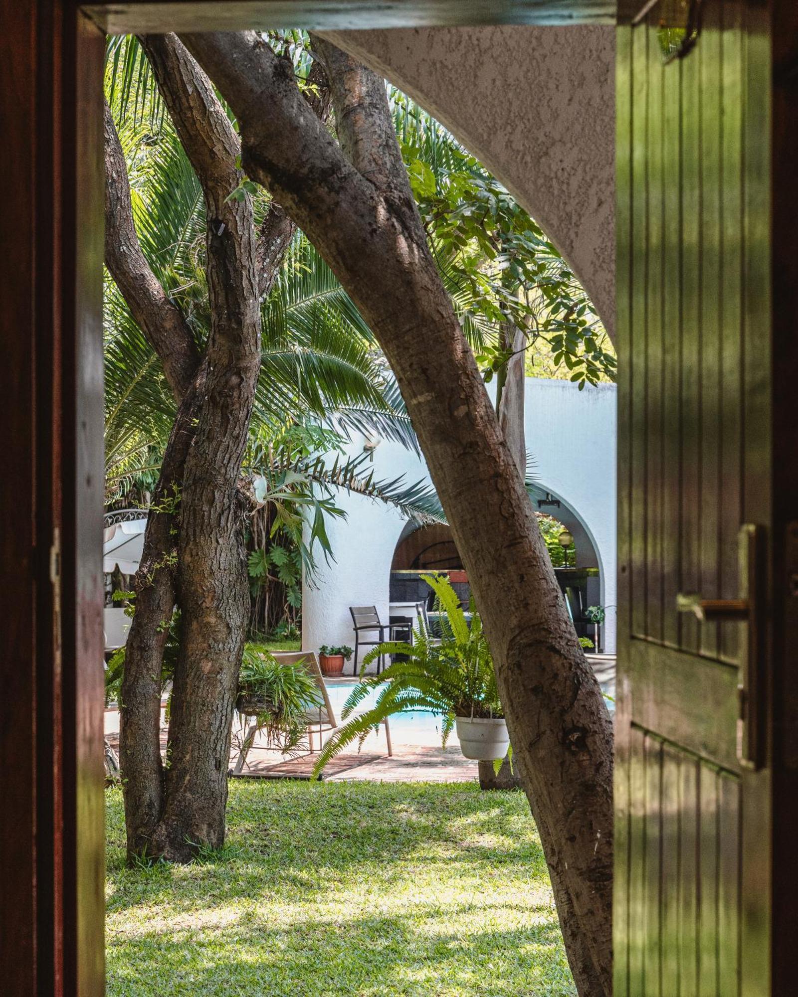 Jacaranda Lodge Водопад Виктория Экстерьер фото